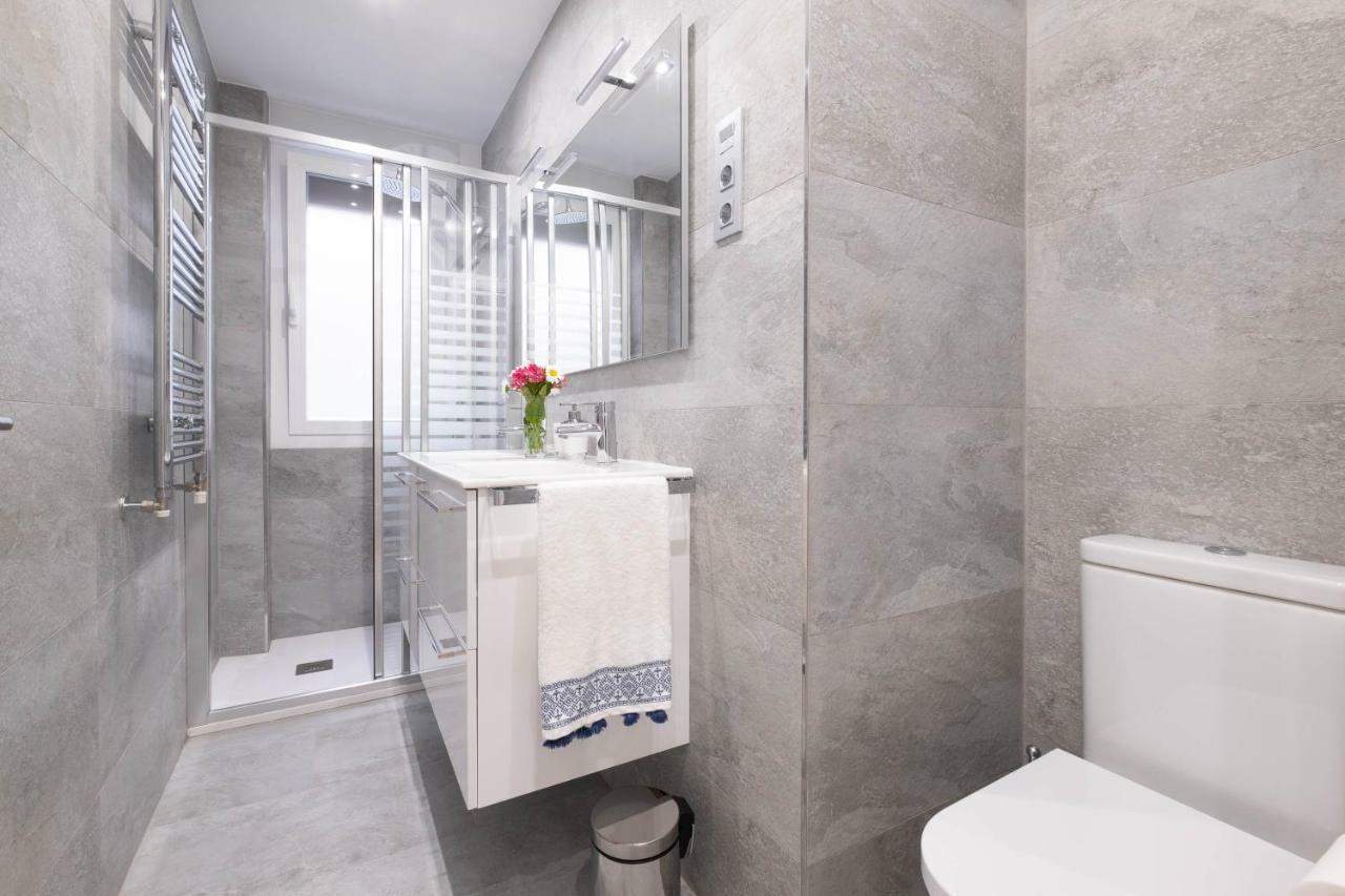 Apartamento Tiboli Con Parking Gratuito Більбао Екстер'єр фото