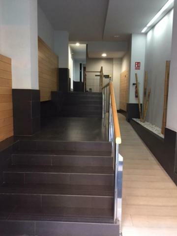 Apartamento Tiboli Con Parking Gratuito Більбао Екстер'єр фото